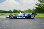Lola T90-00 1990 года